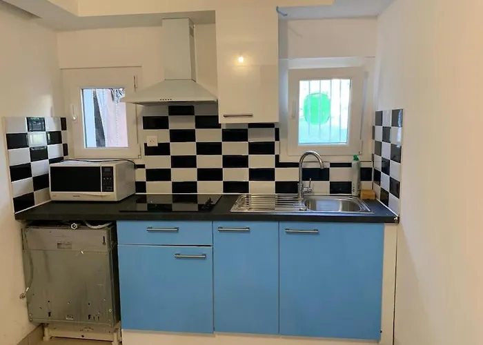 2 Ideal For 4 Apartamento